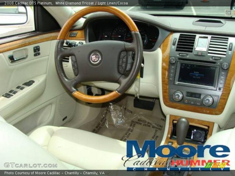 White Diamond Tricoat / Light Linen/Cocoa 2008 Cadillac DTS Platinum