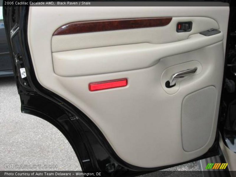 Black Raven / Shale 2006 Cadillac Escalade AWD