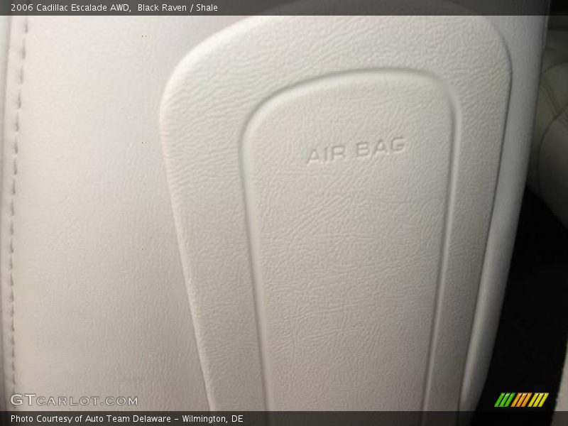 Black Raven / Shale 2006 Cadillac Escalade AWD