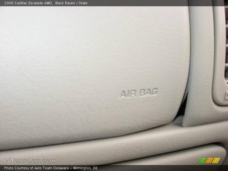 Black Raven / Shale 2006 Cadillac Escalade AWD