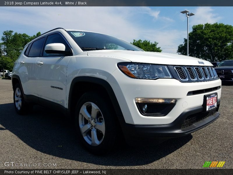 White / Black 2018 Jeep Compass Latitude 4x4