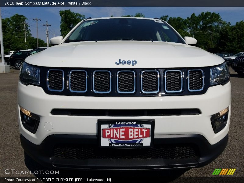 White / Black 2018 Jeep Compass Latitude 4x4