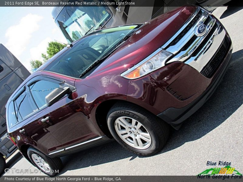 Bordeaux Reserve Red Metallic / Medium Light Stone 2011 Ford Edge SE