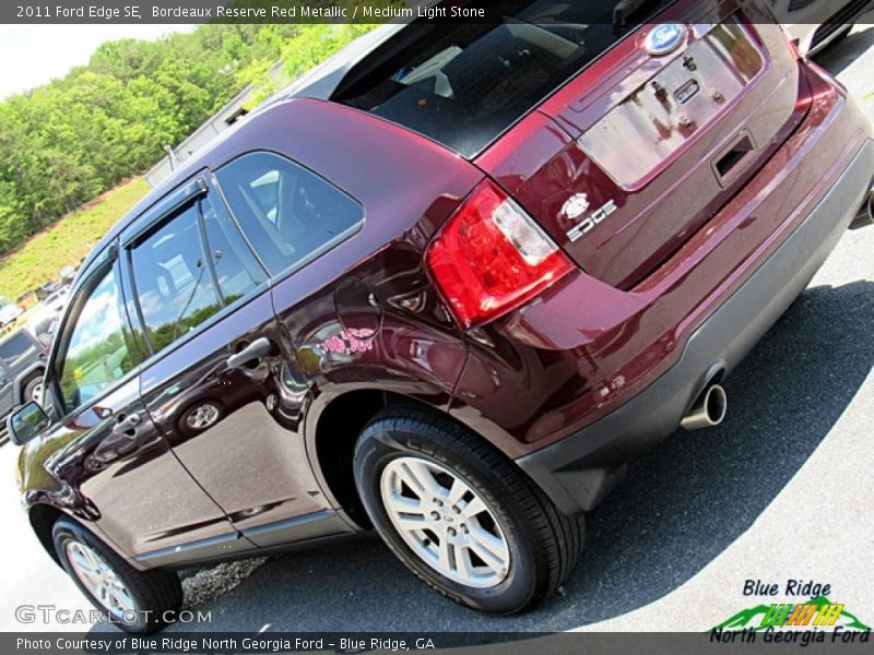 Bordeaux Reserve Red Metallic / Medium Light Stone 2011 Ford Edge SE