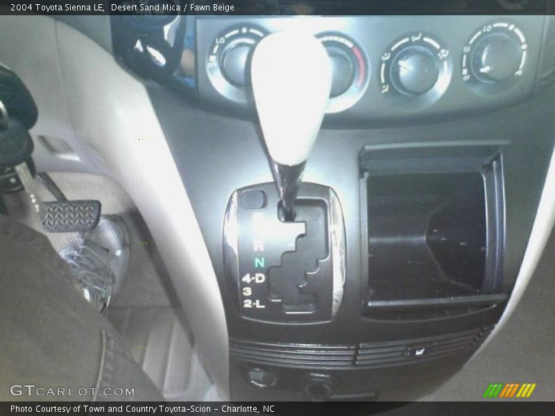Desert Sand Mica / Fawn Beige 2004 Toyota Sienna LE