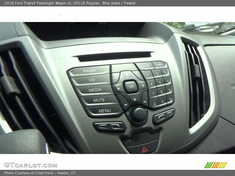 Controls of 2018 Transit Passenger Wagon XL 150 LR Regular