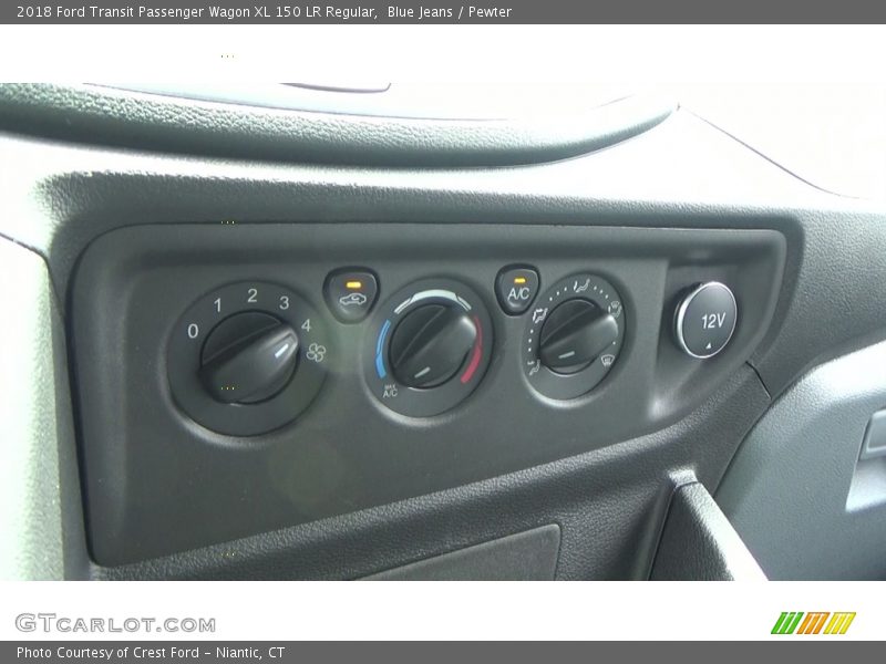 Controls of 2018 Transit Passenger Wagon XL 150 LR Regular