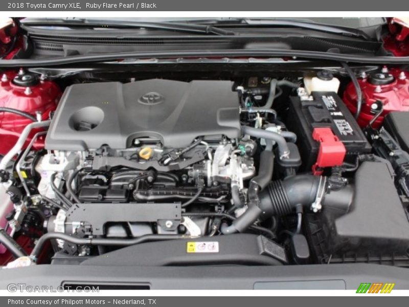 Ruby Flare Pearl / Black 2018 Toyota Camry XLE