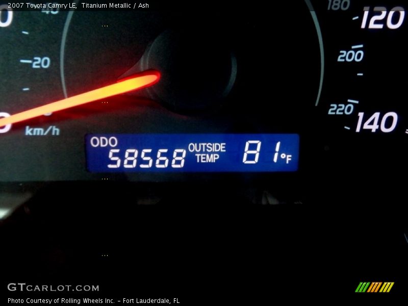 Titanium Metallic / Ash 2007 Toyota Camry LE