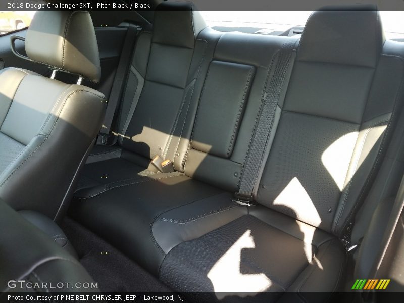 Pitch Black / Black 2018 Dodge Challenger SXT