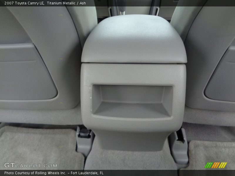 Titanium Metallic / Ash 2007 Toyota Camry LE