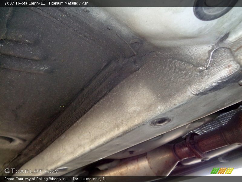 Titanium Metallic / Ash 2007 Toyota Camry LE