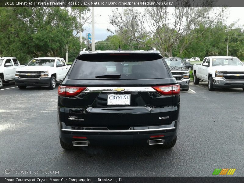 Mosaic Black Metallic / Dark Atmosphere/Medium Ash Gray 2018 Chevrolet Traverse Premier