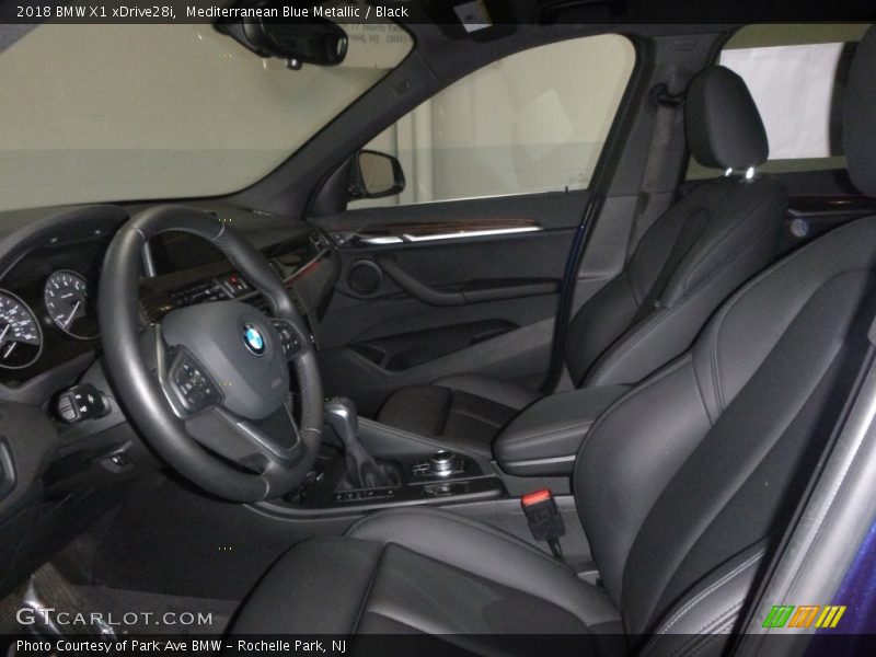 Mediterranean Blue Metallic / Black 2018 BMW X1 xDrive28i