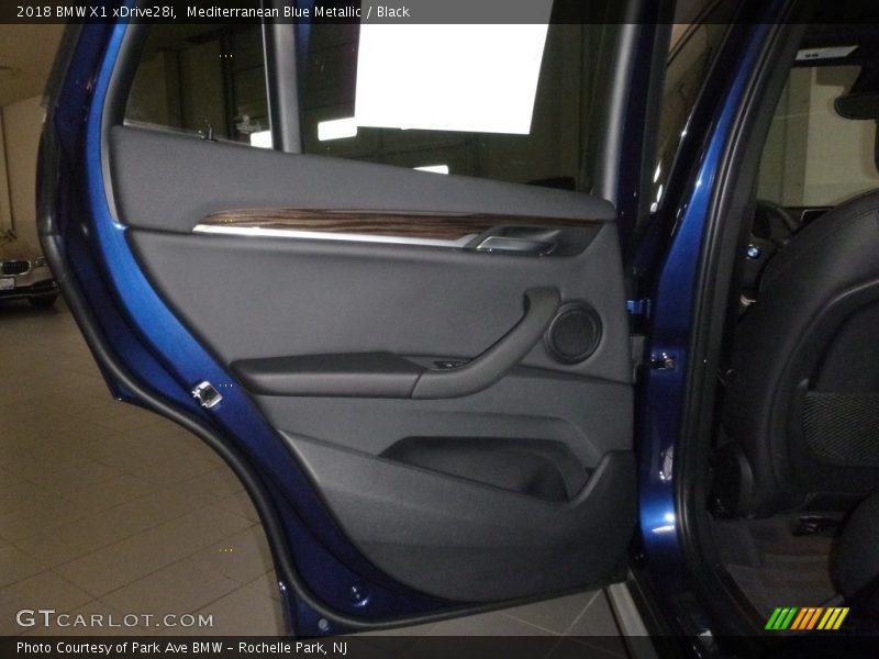 Mediterranean Blue Metallic / Black 2018 BMW X1 xDrive28i