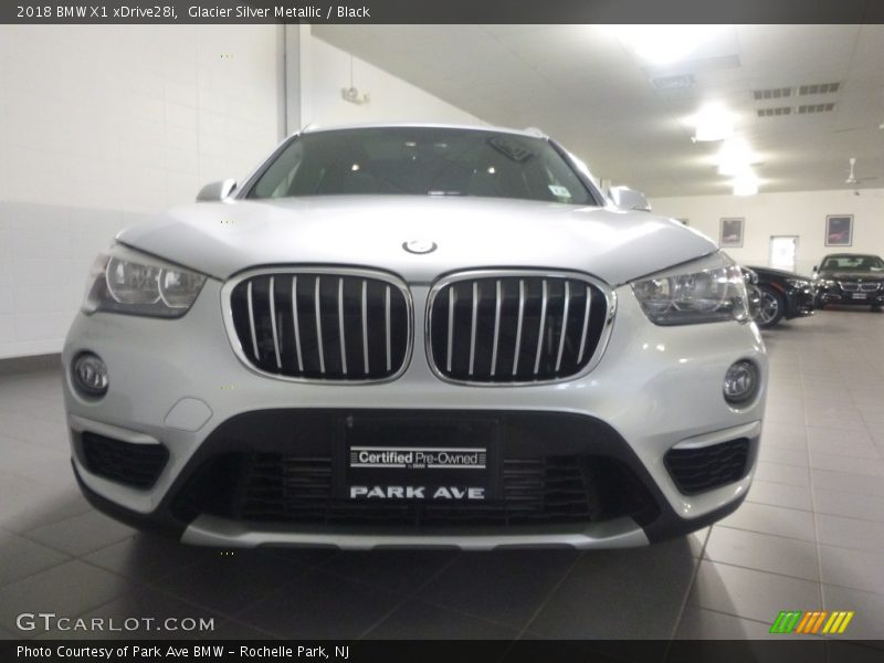 Glacier Silver Metallic / Black 2018 BMW X1 xDrive28i