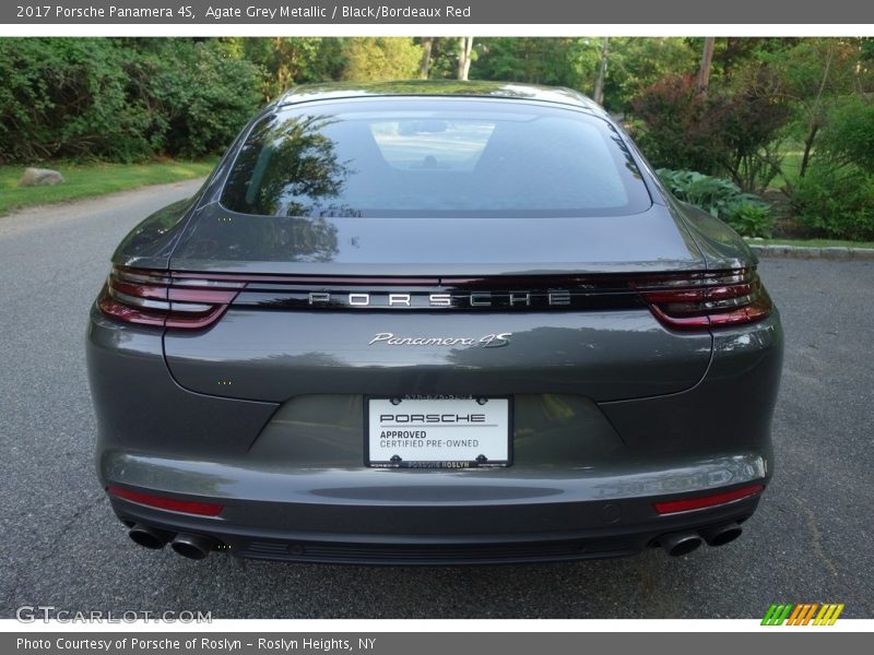 Agate Grey Metallic / Black/Bordeaux Red 2017 Porsche Panamera 4S