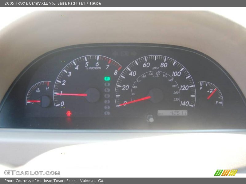 Salsa Red Pearl / Taupe 2005 Toyota Camry XLE V6