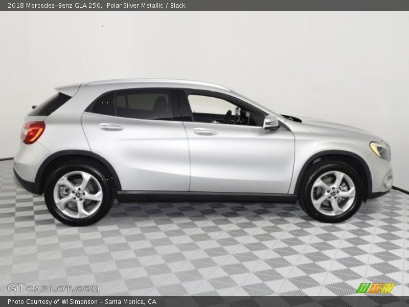 Polar Silver Metallic / Black 2018 Mercedes-Benz GLA 250
