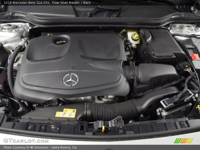 Polar Silver Metallic / Black 2018 Mercedes-Benz GLA 250