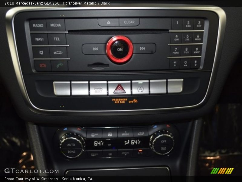 Polar Silver Metallic / Black 2018 Mercedes-Benz GLA 250