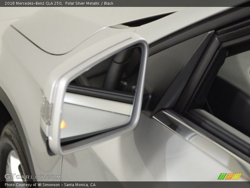 Polar Silver Metallic / Black 2018 Mercedes-Benz GLA 250