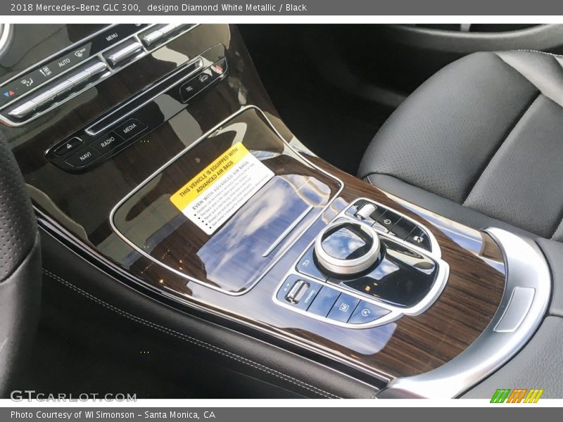 designo Diamond White Metallic / Black 2018 Mercedes-Benz GLC 300