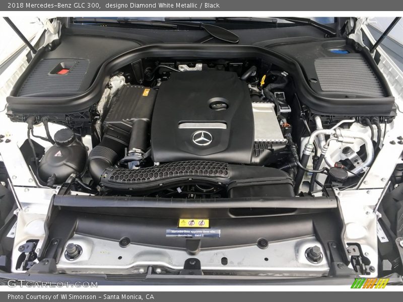 designo Diamond White Metallic / Black 2018 Mercedes-Benz GLC 300