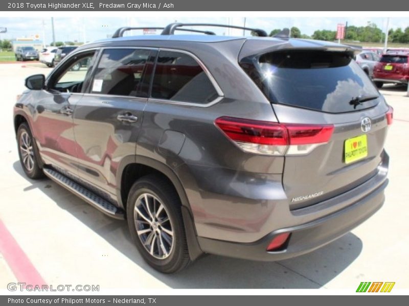 Predawn Gray Mica / Ash 2018 Toyota Highlander XLE