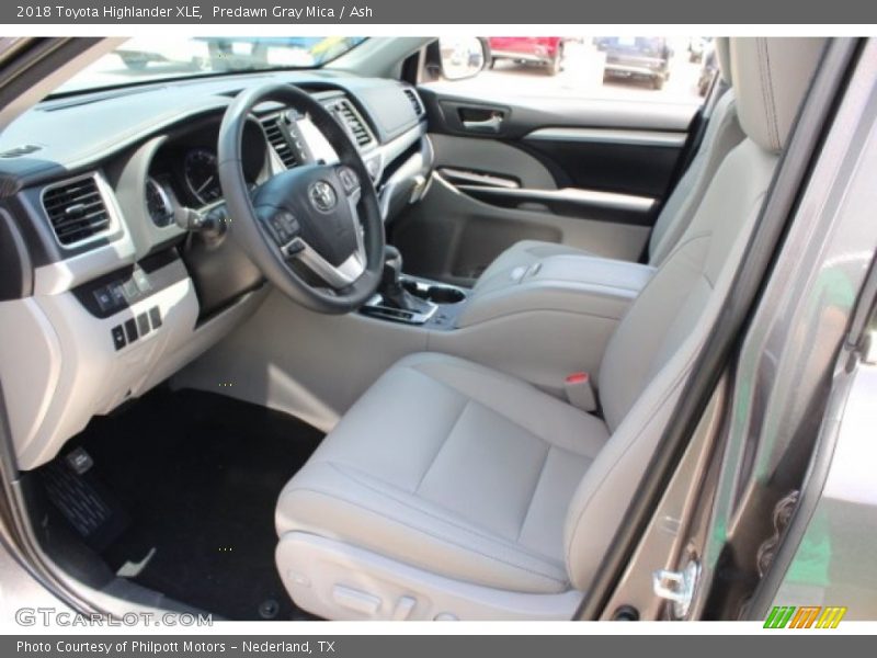 Predawn Gray Mica / Ash 2018 Toyota Highlander XLE