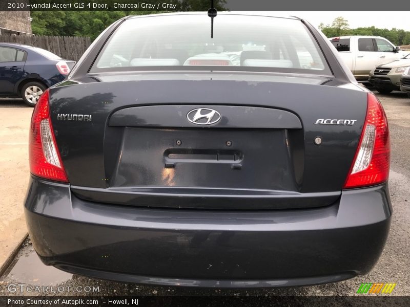 Charcoal Gray / Gray 2010 Hyundai Accent GLS 4 Door