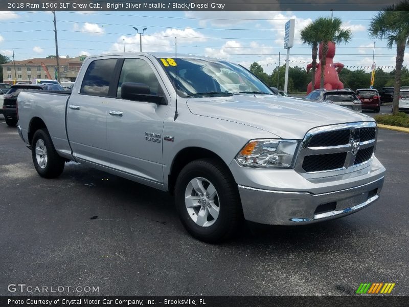 Front 3/4 View of 2018 1500 SLT Crew Cab