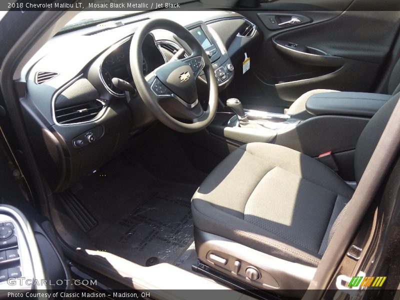 Mosaic Black Metallic / Jet Black 2018 Chevrolet Malibu LT