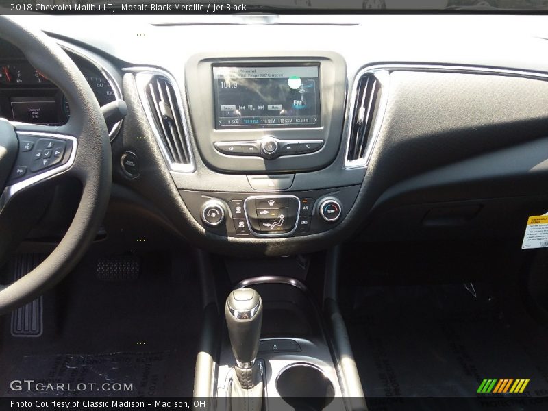 Mosaic Black Metallic / Jet Black 2018 Chevrolet Malibu LT