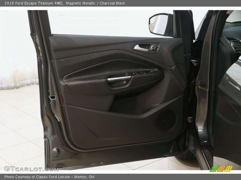 Magnetic Metallic / Charcoal Black 2016 Ford Escape Titanium 4WD
