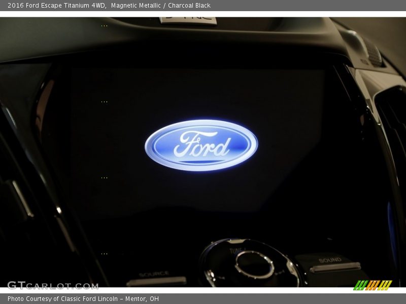 Magnetic Metallic / Charcoal Black 2016 Ford Escape Titanium 4WD