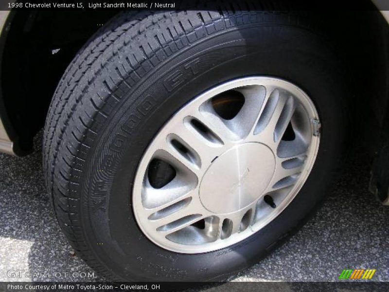 Light Sandrift Metallic / Neutral 1998 Chevrolet Venture LS