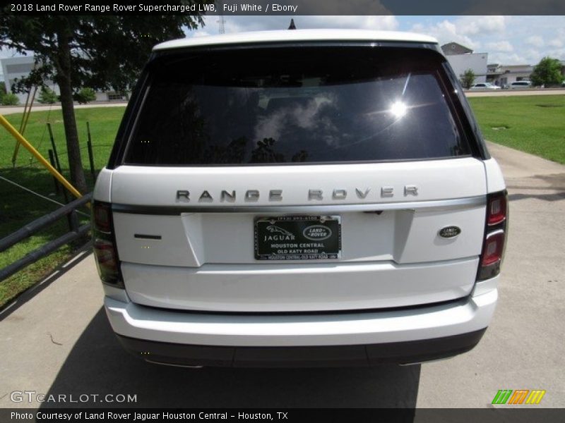 Fuji White / Ebony 2018 Land Rover Range Rover Supercharged LWB