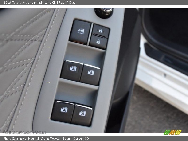 Wind Chill Pearl / Gray 2019 Toyota Avalon Limited