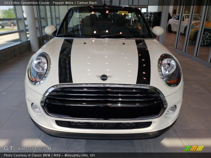 Pepper White / Carbon Black 2019 Mini Convertible Cooper