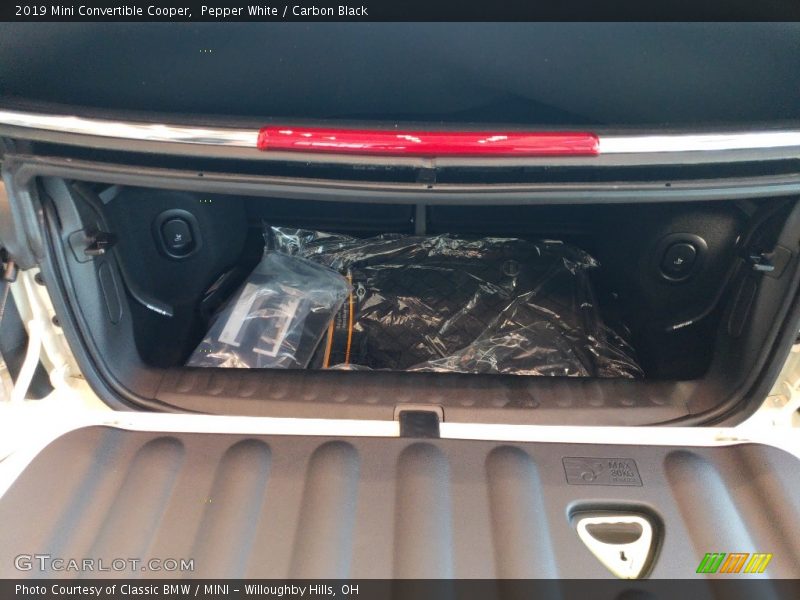  2019 Convertible Cooper Trunk