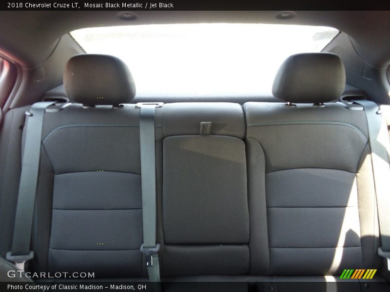 Mosaic Black Metallic / Jet Black 2018 Chevrolet Cruze LT