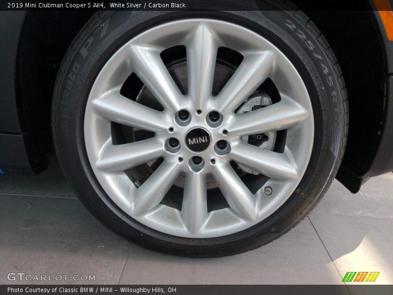 White Silver / Carbon Black 2019 Mini Clubman Cooper S All4