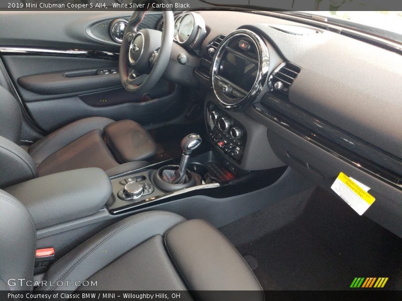 White Silver / Carbon Black 2019 Mini Clubman Cooper S All4