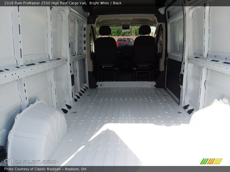 Bright White / Black 2018 Ram ProMaster 2500 High Roof Cargo Van
