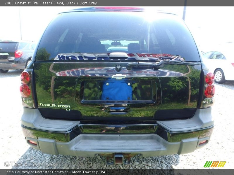 Black / Light Gray 2005 Chevrolet TrailBlazer LT 4x4