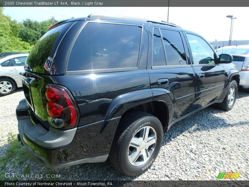 Black / Light Gray 2005 Chevrolet TrailBlazer LT 4x4