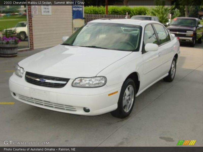 Summit White / Gray 2003 Chevrolet Malibu LS Sedan