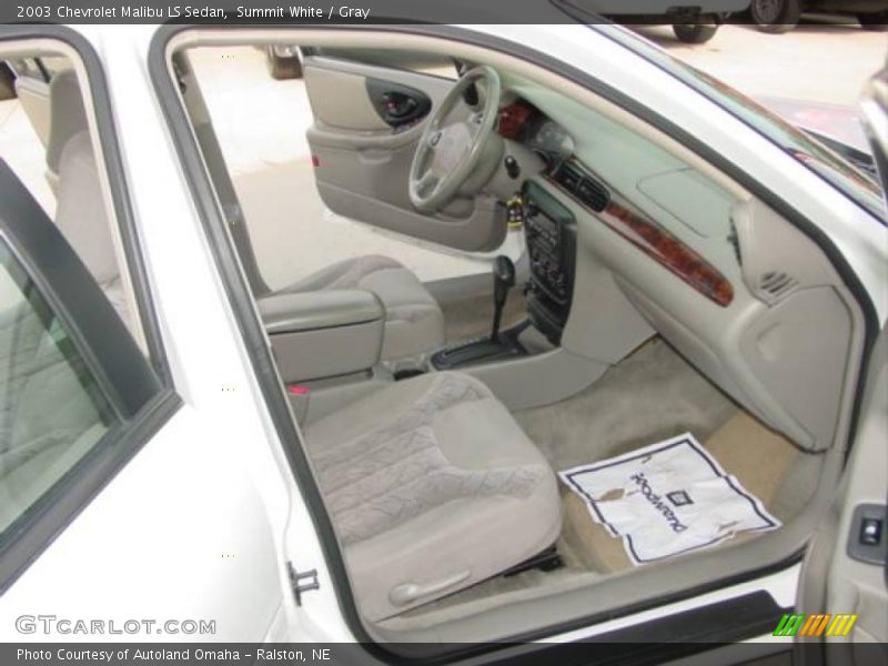 Summit White / Gray 2003 Chevrolet Malibu LS Sedan