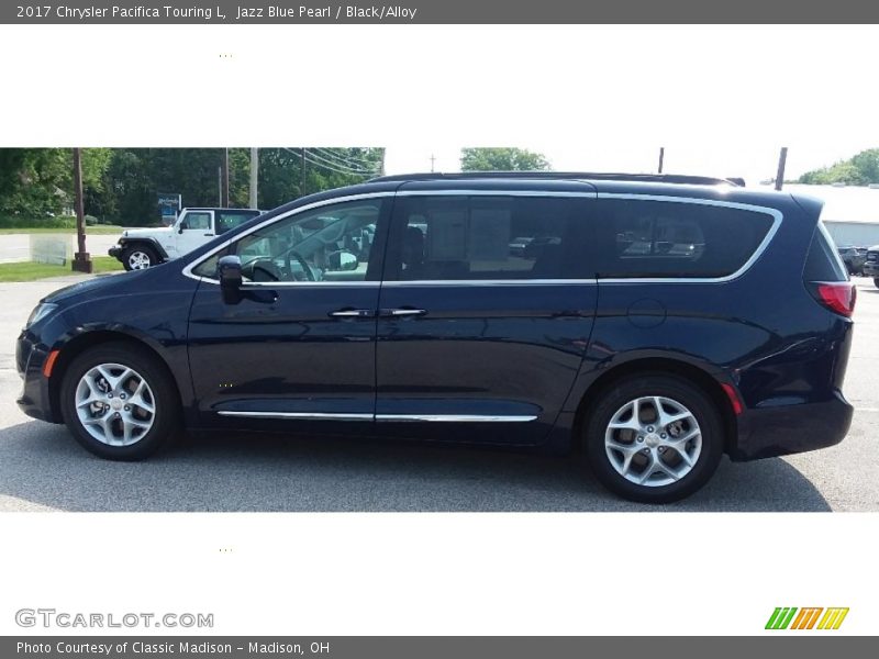 Jazz Blue Pearl / Black/Alloy 2017 Chrysler Pacifica Touring L